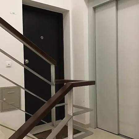 Yellow Flat One Azores Apartman *